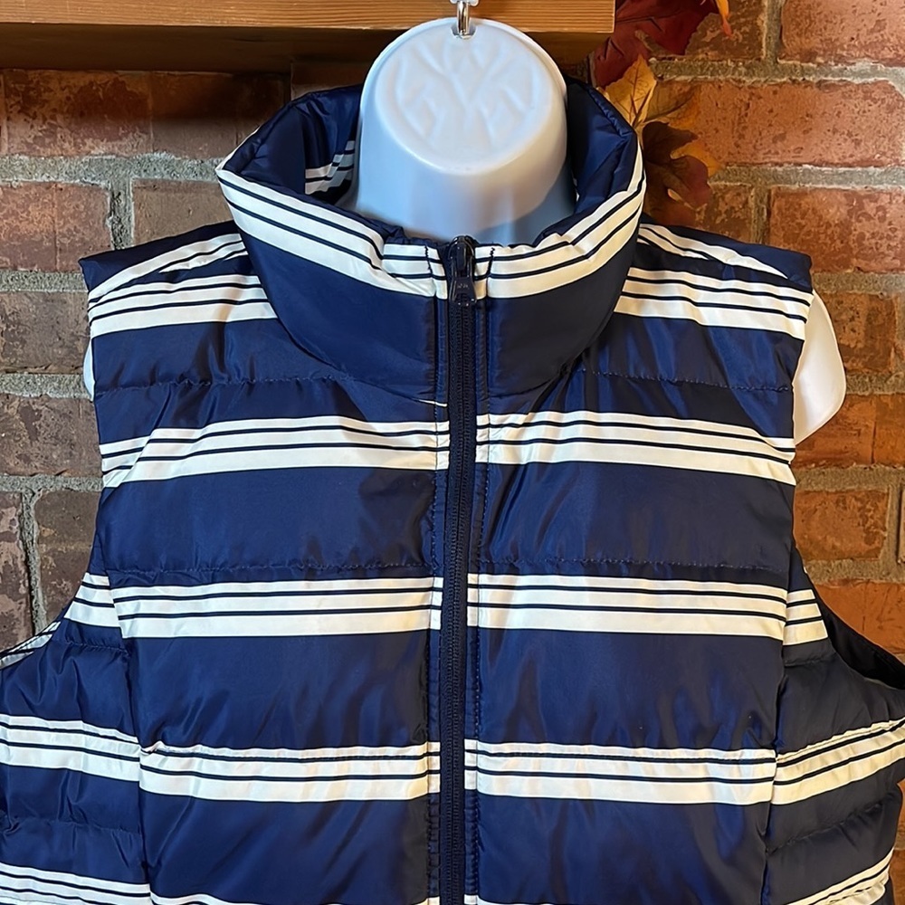 Lands' End Blue & White Striped Puffer Vest Tall Fit - Picture 2 of 5